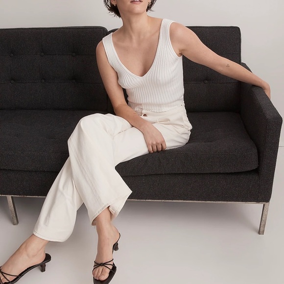 V-Neck Sweater Tank Eyelet White - Picture 2 of 8